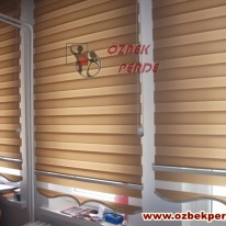 bej-renkli-buro-zebra-perdesi