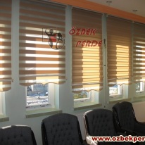 brillant-bej-renkli-buro-zebra-perde