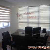 buro-icin-zebra-stor-perde