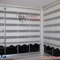 cam-balkon-ekru-genis-pliseli-zebra-perdeleri