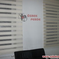 desensiz-eko-zebra-perde-bekleme-odasi