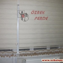 etekli-ve-boncuklu-bambu-zebra-perde