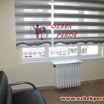 gri-yatay-sakalli-zebra-perde