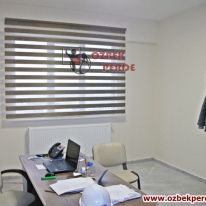 kahve-renkli-bambu-eteksiz-buro-zebra-perdesi