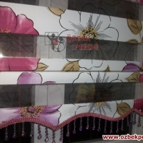 bahar-cicekli-zebra-perde-lila-fusya-renkli