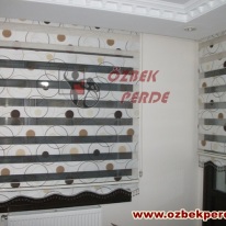 brillant-kahverenkli-etegi-boncuklu-aloe-zebra-perde