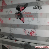 elit-kelebek-zebra-perde-siyah-kirmizi-renkli