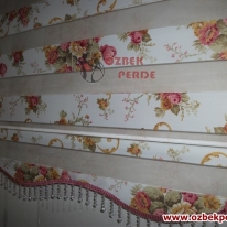 gullu-zebra-perdesi-etekli-boncuklu-fusya-renkli