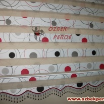 kirmizi-siyah-renkli-brillant-aloe-zebra-perde.JPG