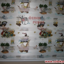 korsan-cocuk-baskili-zebra-perde-gorseli