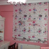 shoping-girl-baskili-zebra-stor-perde