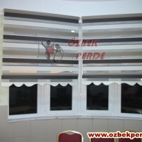 3-renkli-pliseli-zebra-perde