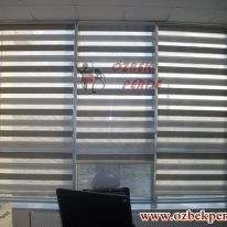 cift-renk-zebra-perdesi