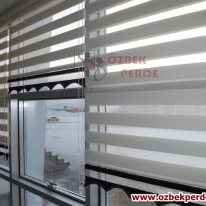 etegi-kahve-renkli-ofis-zebra-perde-cesidi