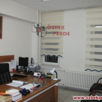 genis-pliseli-ekru-renkli-ofis-zebra-perdesi