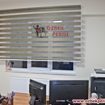 kahve-renkli-bambu-buro-zebra-perde-modeli