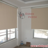 krem-renkli-karartma-stor-perde