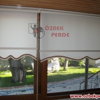 cam-balkon-icin-duz-stor-perde