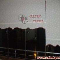 cam-balkon-stor-perde