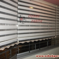 cam-balkon-zebra-perde-gorseli