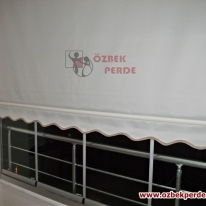 dalga-etekli-cam-balkon-stor-perdesi