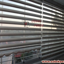 desenli_cam_balkon_zebra_perde