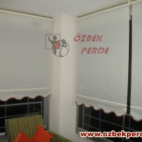 desensiz-cam-balkon-stor-perdesi