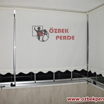 duz-stor-perde-ekru-cam-balkon