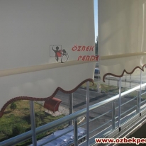 duz_cam_balkon_stor