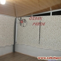 kahverenkli-sarmasik-baskili-stor-perdesi