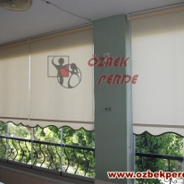 krem-renkli-desenli-cam-balkon-stor-perdesi