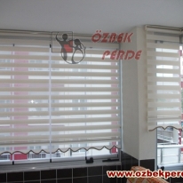 krem-renkli-desensiz-cam-balkon-zebra-perde