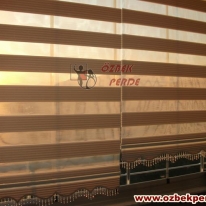 simli_cam_balkon_zebra_perde