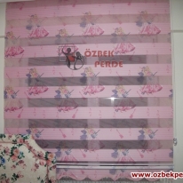 barbie-pliseli-zebra-perde-pembe-renkli