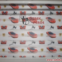ferrari-araba-baskili-zebra-perdesi-kapali-kasali