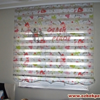 muzikal-baskili-zebra-perde