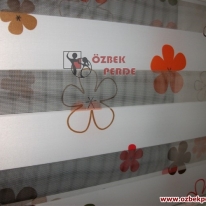 rengarenk-cicek-baskili-zebra-perde-modeli