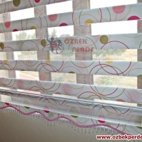 sari-pembe-renkli-brillant-zebra-perde-modeli