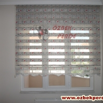 siyah-kirmizi-renkli-ebruli-zebra-perde