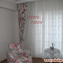 cicekli-popart-fon-perde