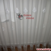 damask-stili-tul-perde-beyaz-renkli-gorseli