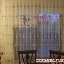 kahverenkli-elit-cicekli-tul-perde-modeli