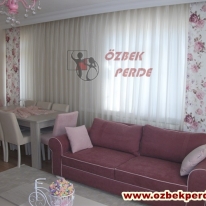 pudra-pembe-renkli-popart-kanatli-tul-perde-gorseli