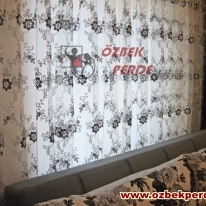 siyah-renkli-cicek-kord-tul-perde