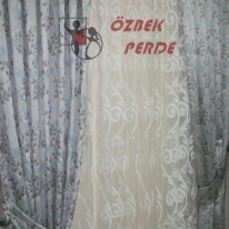 turkuaz-renkli-cicekli-firuze-kanat-perdesi