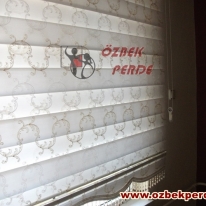 altin-simli-sirim-zebra-perde-modeli