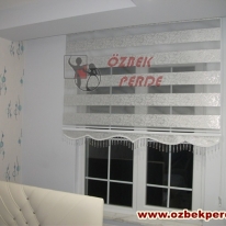 gumus-renkli-molekul-zebra-perde