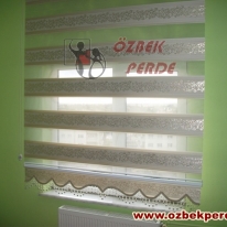 gumus-renkli-sarmasik-zebra-perde