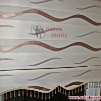 kahve-krem-dalga-dokulu-zebra-perde-modeli