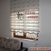 kahverenkli-brodeli-star-zebra-perde